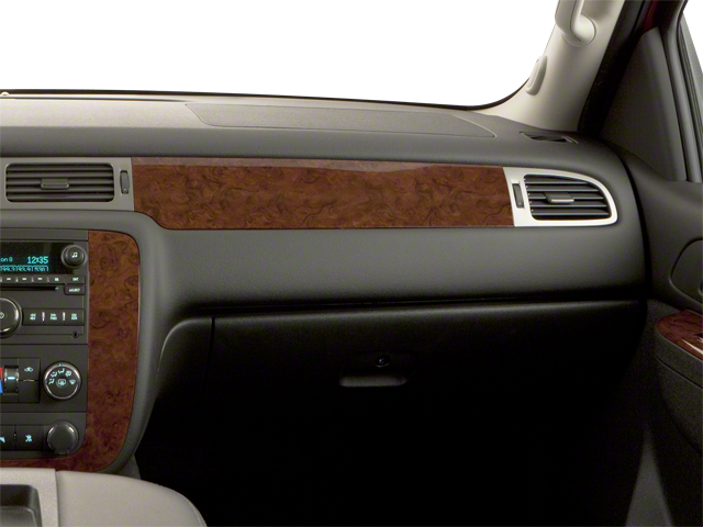 2011 Chevrolet Avalanche Base