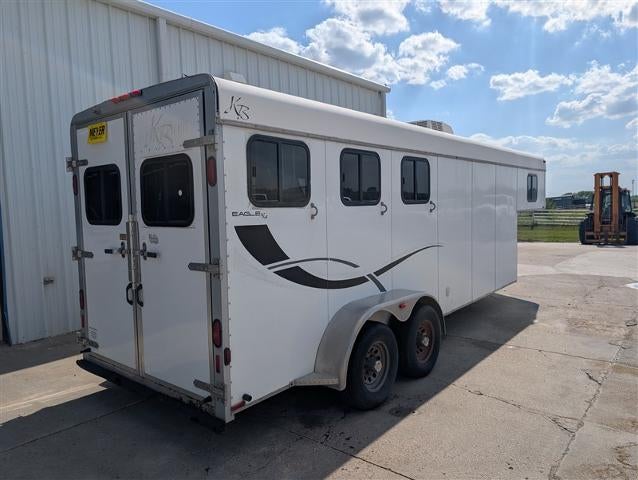 2003 NA 3 HORSE GOOSENECK Gooseneck