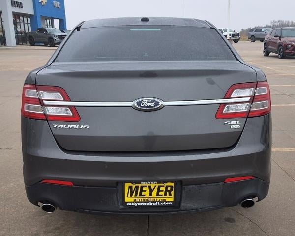 2015 Ford Taurus SEL