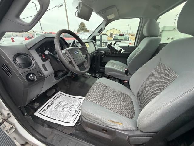 2012 Ford Super Duty F-550 DRW XL