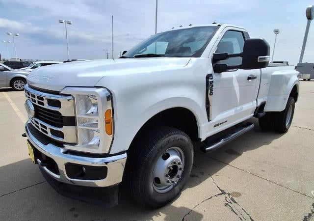 2023 Ford Super Duty F-350 DRW XL