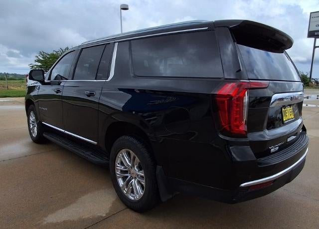 2022 GMC Yukon XL SLT
