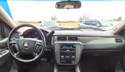 2010 Chevrolet Suburban LS