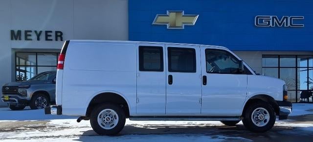 2024 GMC Savana Cargo 2500 Base