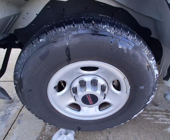 2024 GMC Savana Cargo 2500 Base