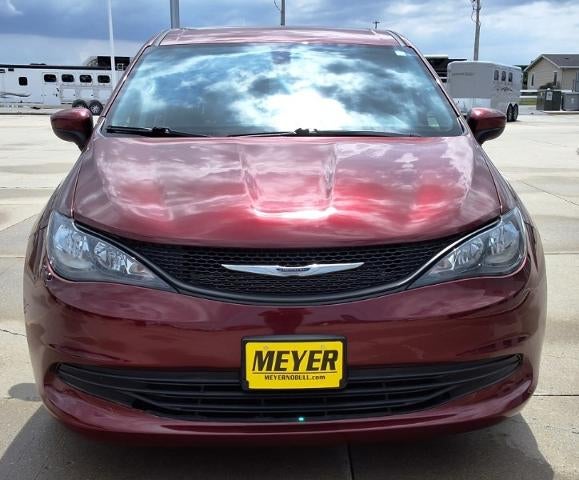 2020 Chrysler Voyager L