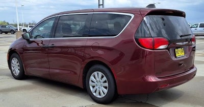 2020 Chrysler Voyager L