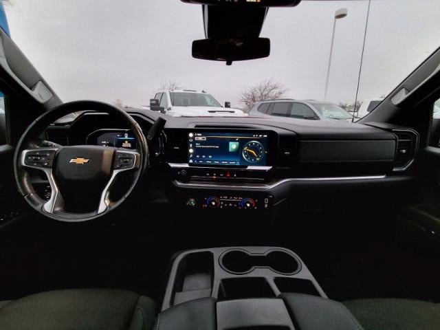 2022 Chevrolet Silverado 1500 LT (2FL)