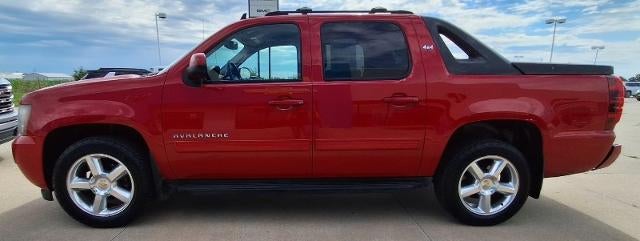 2011 Chevrolet Avalanche LS