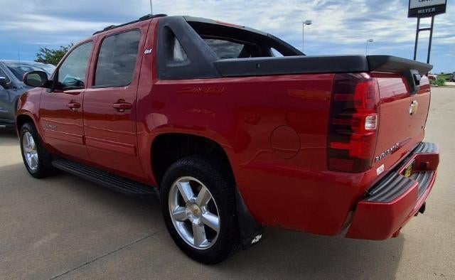 2011 Chevrolet Avalanche LS