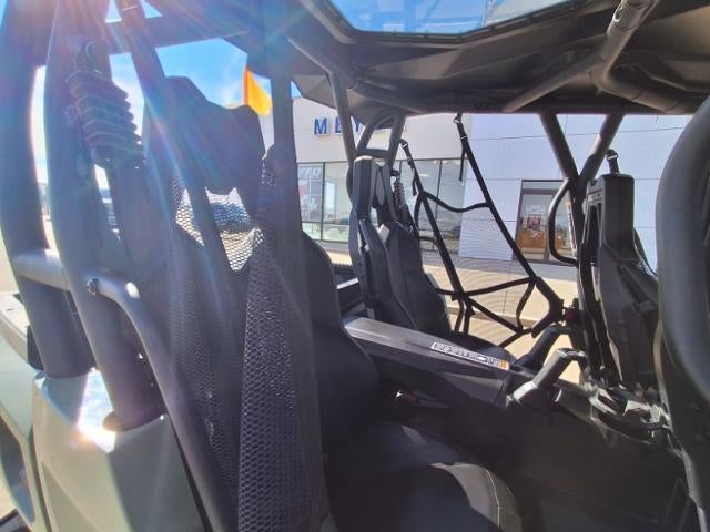 2018 NA COMMANDER 800R Base