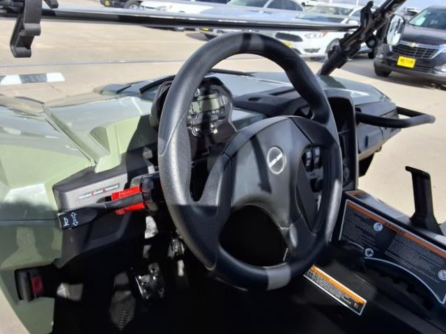 2018 NA COMMANDER 800R Base