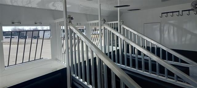 2023 TRAI SIERRA LQ 4-H Gooseneck