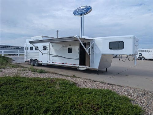 2024 TRAI SIERRA LQ 3-HORSE 10X10 Gooseneck