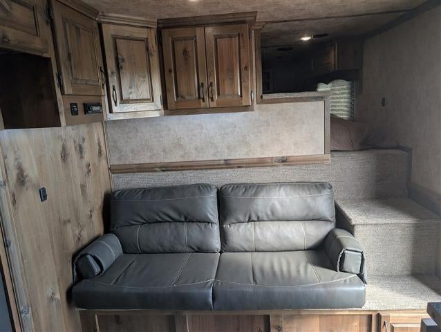 2024 TRAI SIERRA LQ 3-HORSE 10X10 Gooseneck