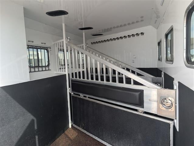 2024 TRAI SIERRA LQ 3-HORSE 10X10 Gooseneck